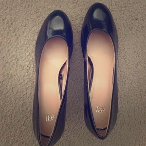 Black heels only worn a few times ever!